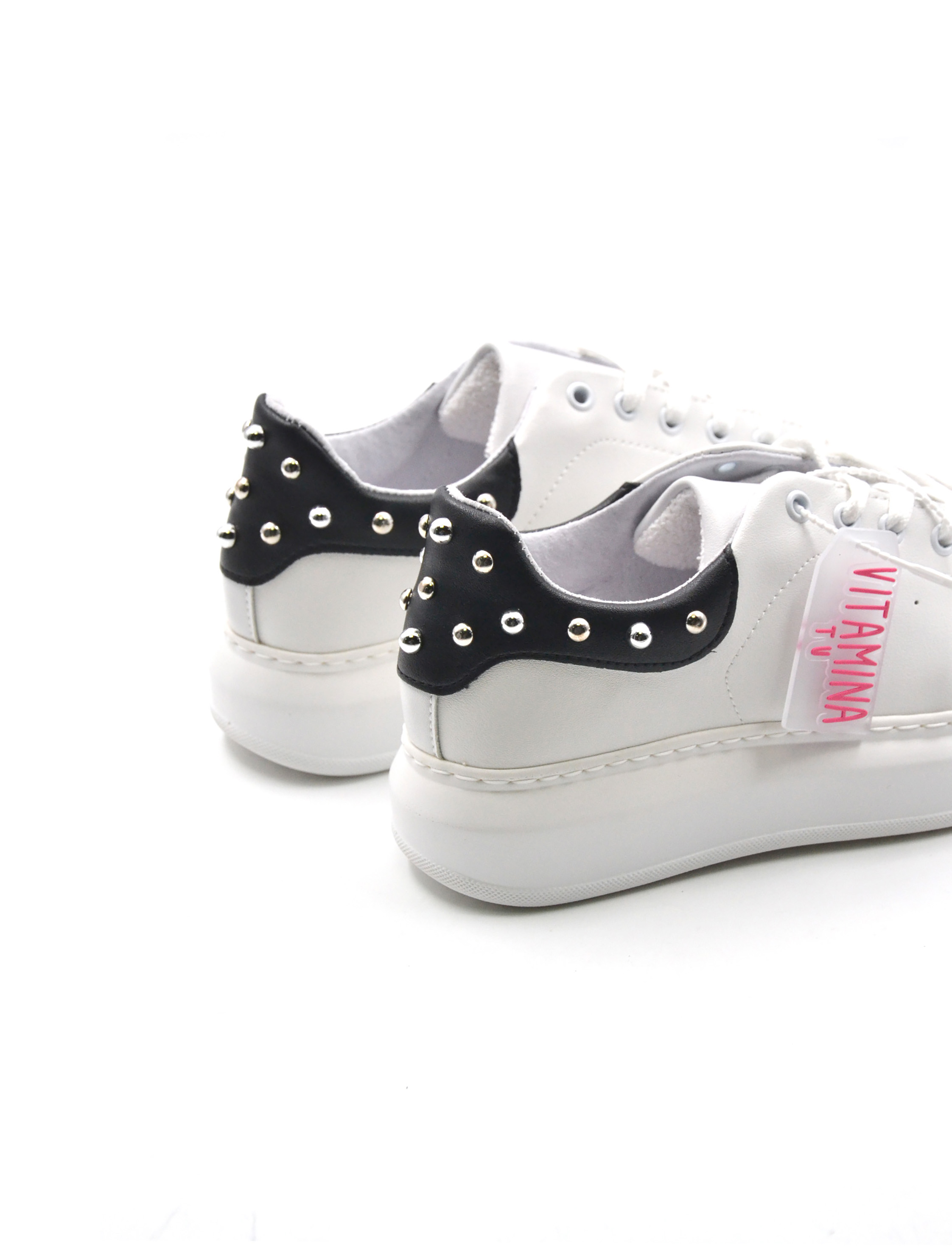 sneakers platform con borchie