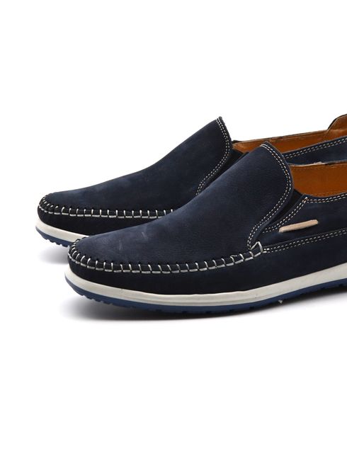 Men’s moccasins in leather