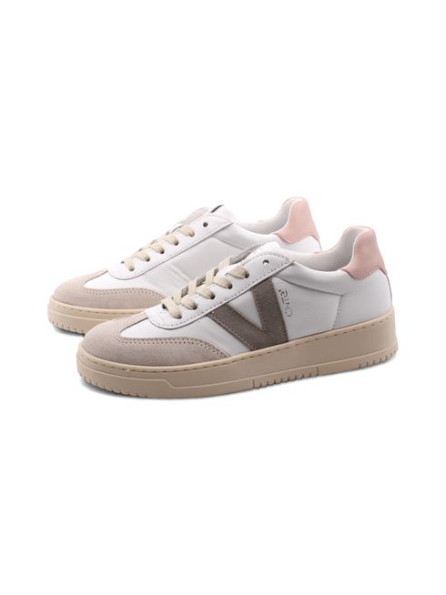 Sneaker in pelle con dettagli suede