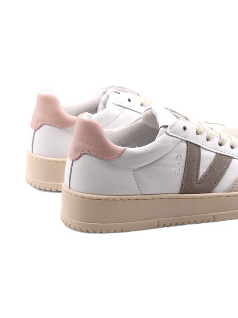 Sneaker in pelle con dettagli suede