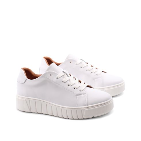 Sneaker bianca in morbida pelle donna