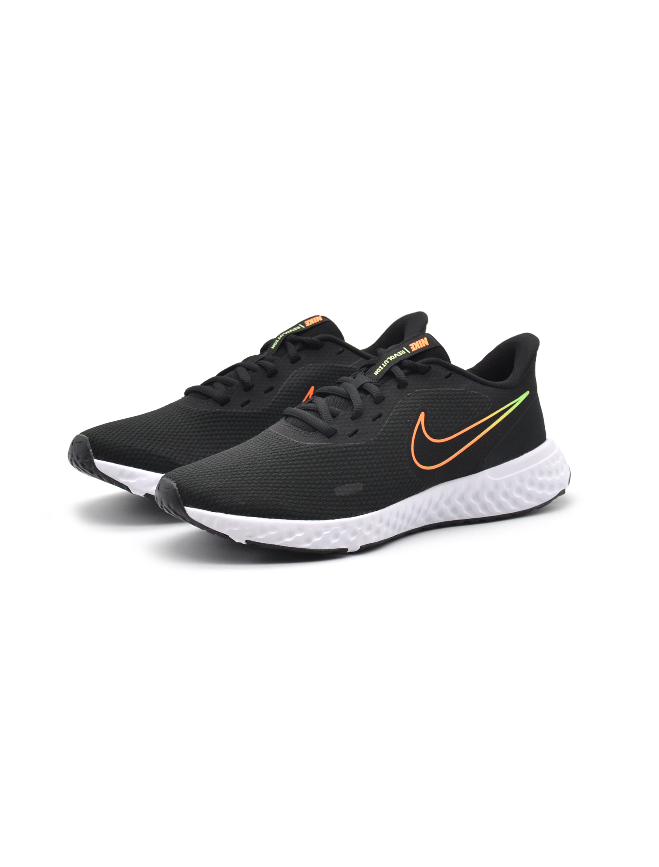nike revolution 3 vs flex experince 5