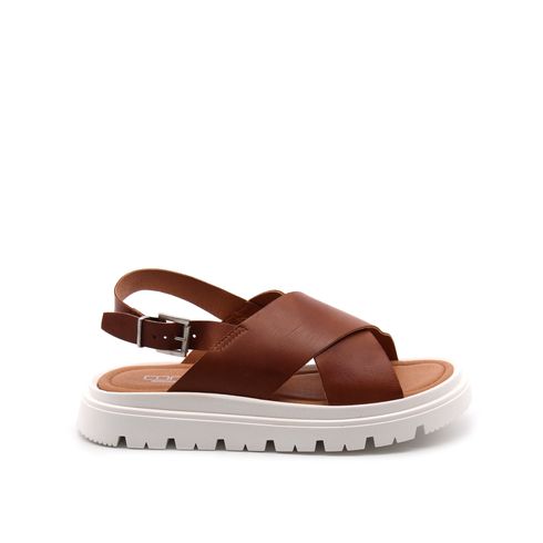 Sandalo flat in vera pelle da donna
