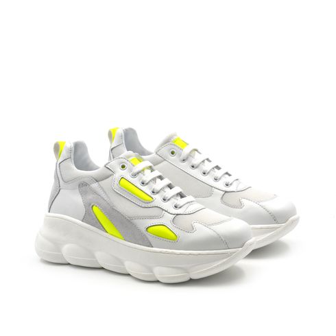 QuAl sneaker da donna in pelle