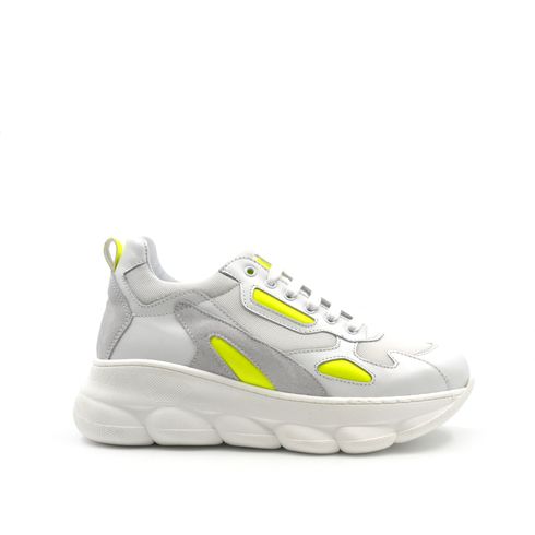 QuAl sneaker da donna in pelle